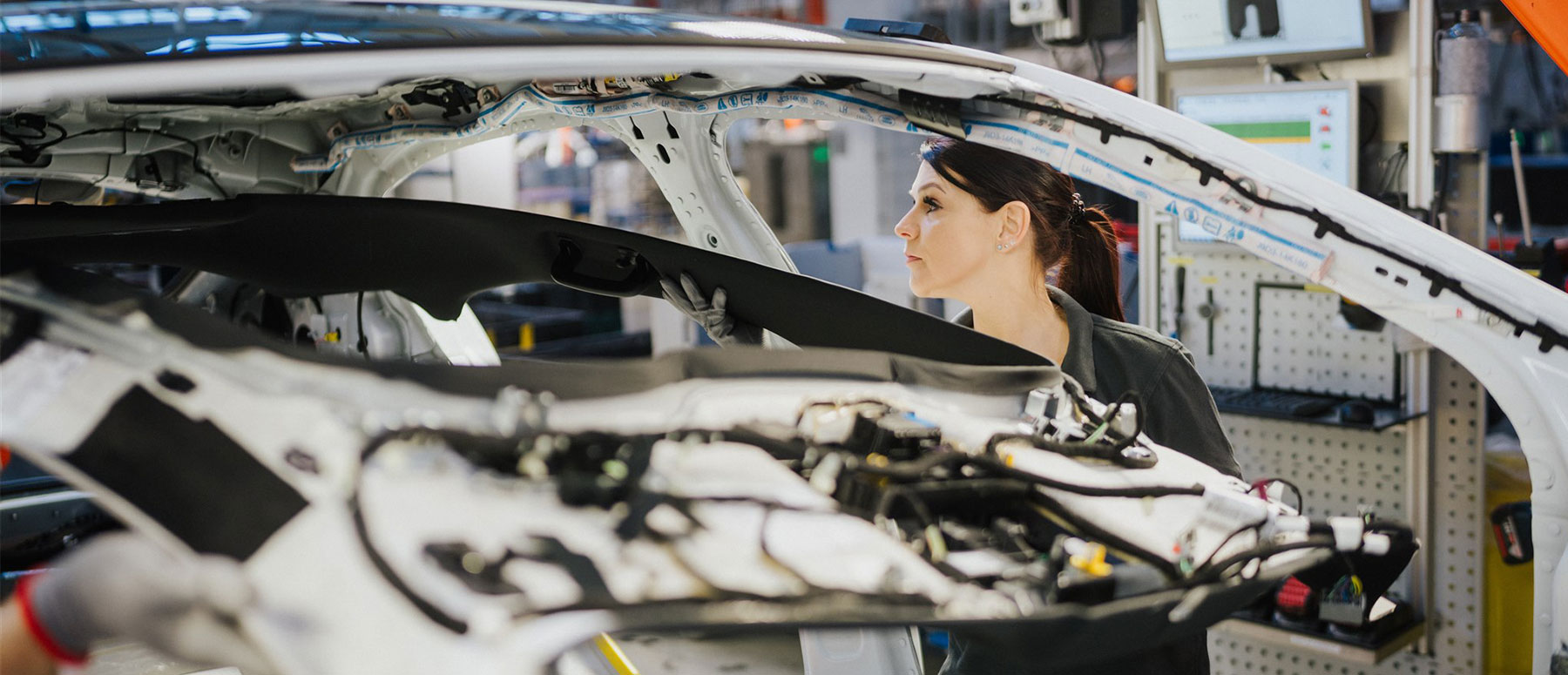 Complete Vehicle Manufacturing - a one-stop shop | Magna